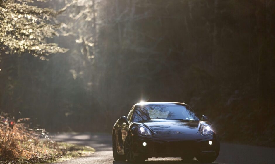 Navigating Dubai in Style on a Budget with Eco Lane Car Rentals